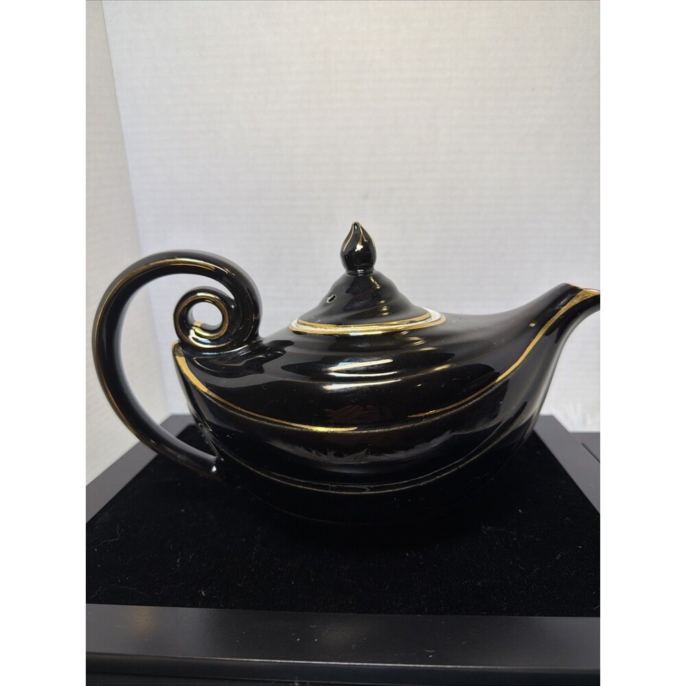 Vintage Hall Aladdin Black Teapot Gold Trim 6 Cup 0670 USA